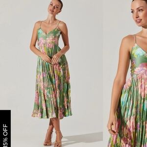 ASTR The Label maeve pleated midi dress